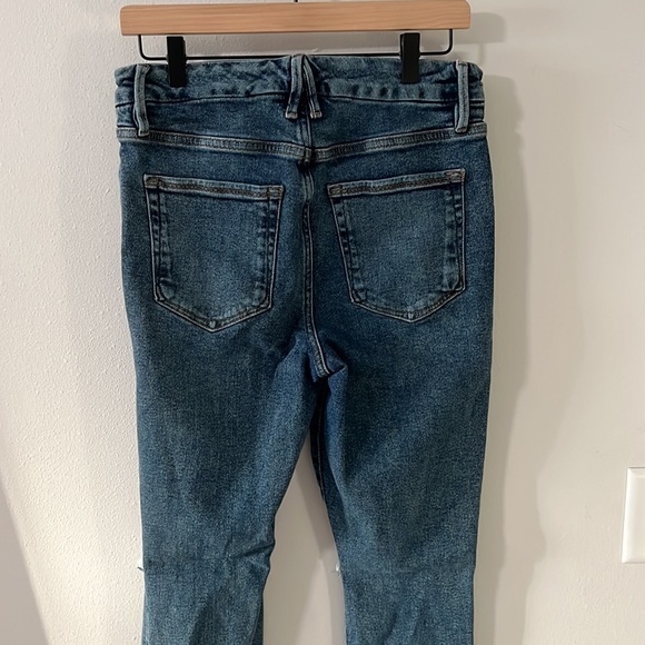 Good American Good Waist Jeans - Picture 7 of 8
